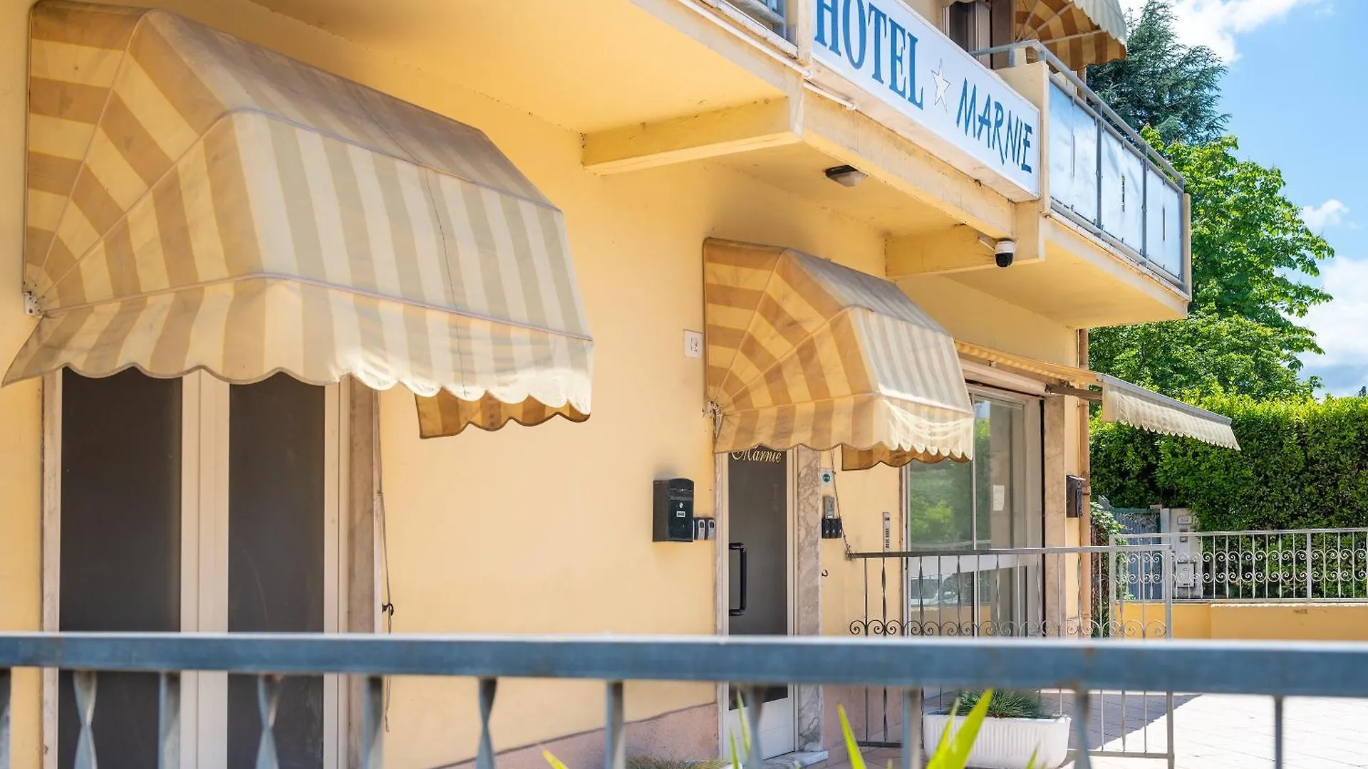Hotel Marnie Massarosa