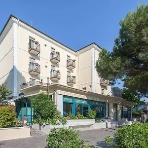 Rosso Blu 3*, Cesenatico Italia