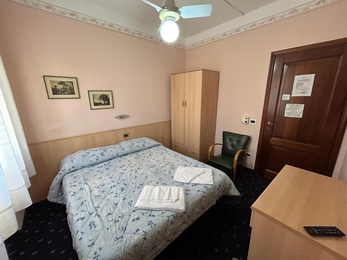 Hotel Marnie Massarosa