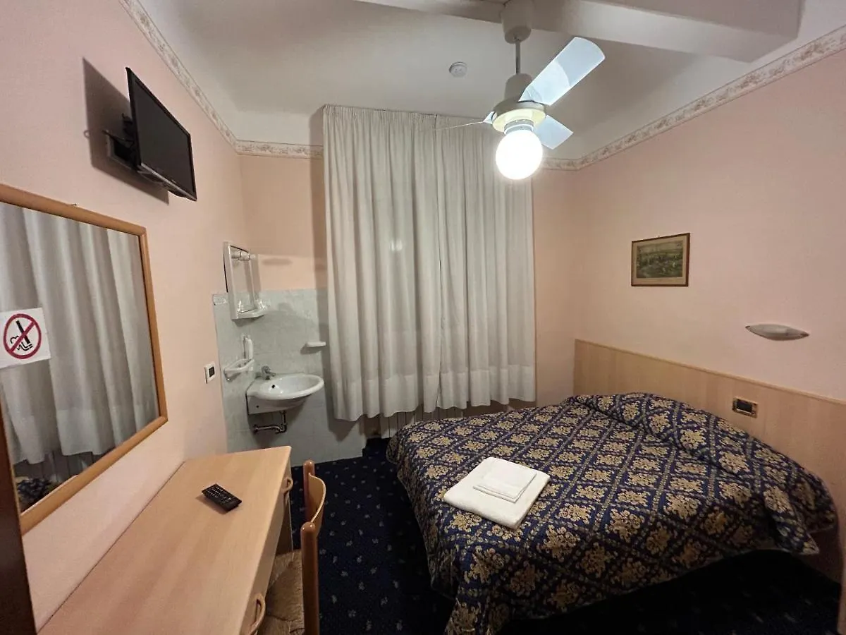 Hotel Marnie Massarosa