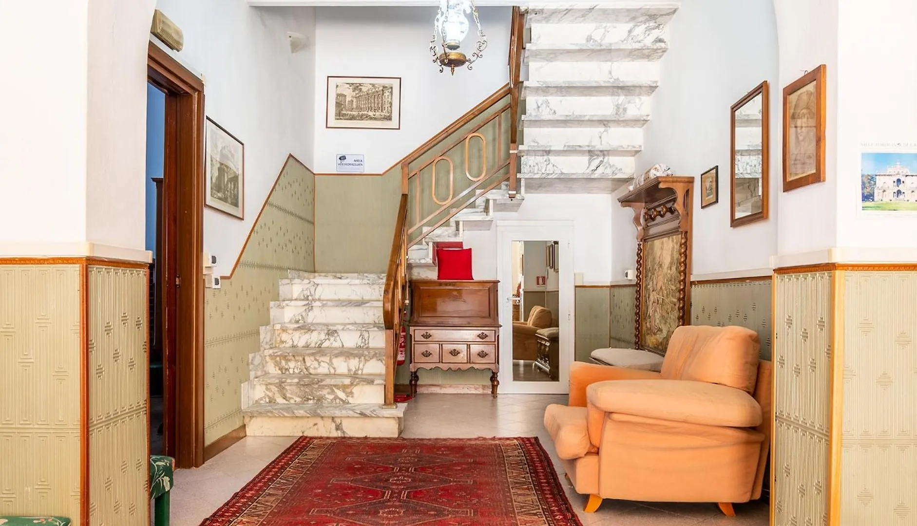Hotel Marnie Massarosa